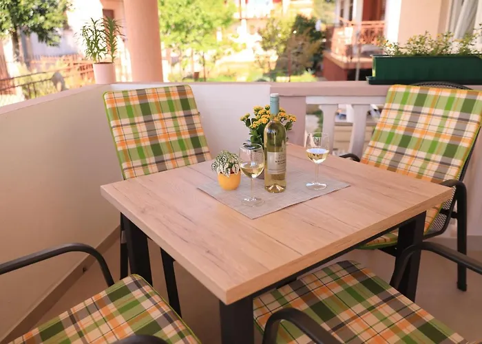 Διαμέρισμα Apartman Zara *