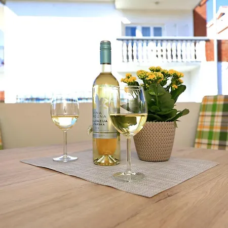 Apartman Zara Апартаменты *